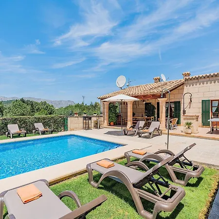 Single-level With Pool, Feriehus Pollença